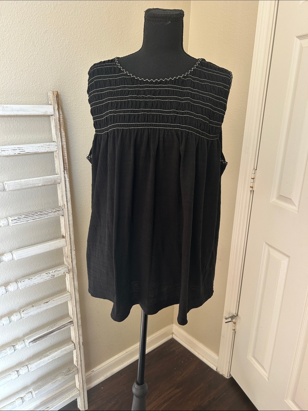 Max Studio Black Sleeveless Smocked Yoke Tank